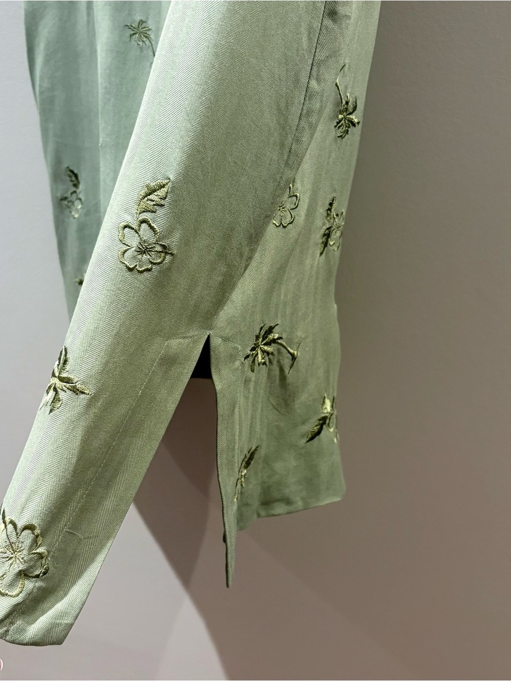 Vintage 100% Silk Savannah Embroidered Shift Dress - Size 14 - Picture 4 of 7